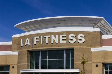 la fitness indianapolis reviews|la fitness washington street indianapolis.